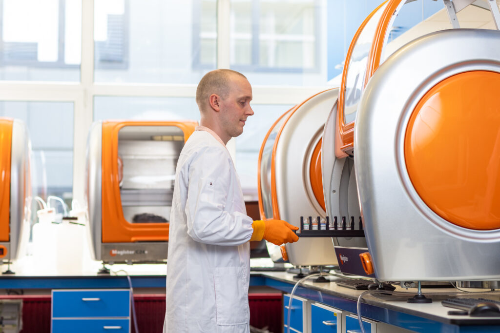 Submit your interest for our ISBT showcased Cellbind Reader!